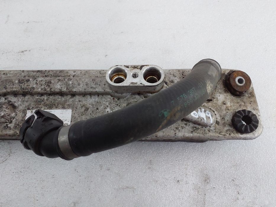 Radiador do óleo BMW X6 (E71, E72)