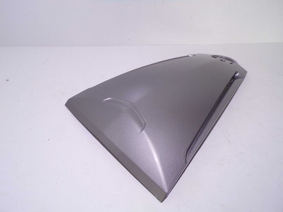 Osłona Klaksonu Krawat Owiewka Gilera Runner 50/125/200cc kolor OEM.