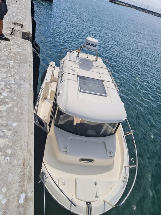 Quicksilver Captur 755 Pilothouse