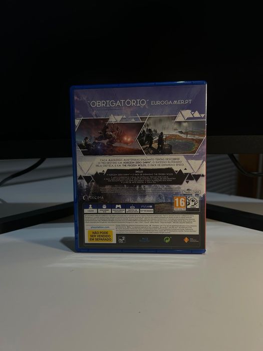 Horizon: Zero Dawn – Complete Edition – PS4 (PlayStation Hits)