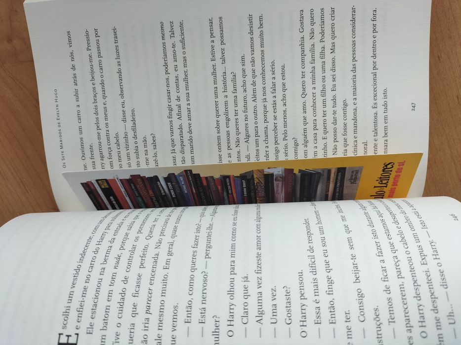 Livro "Os sete maridos de Evelyn Hugo"