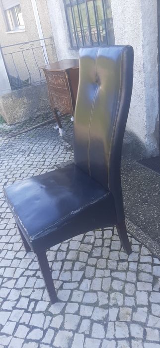 20   Cadeiras de sala