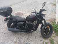 Vendo MOTO Hyosung Aquila GV125S (como nova)