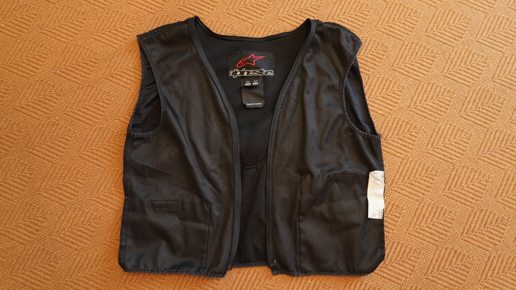 Куртка з горбом Alpinestars XL 54 шкіряна з підстібкою та перфорацією