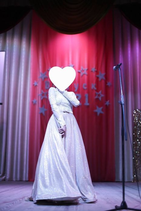 Сукня випускна розміром s, 42 на ріст 174