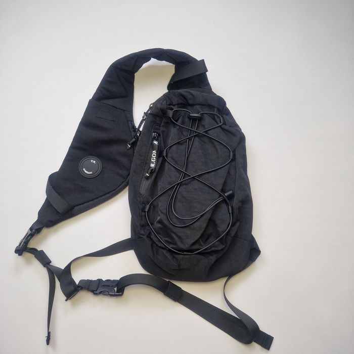 Сумка sling bag cp company