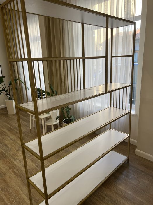 Designerski regał metalowy loft złoty biały