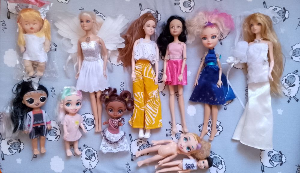 Ляльки барбі лол пупс