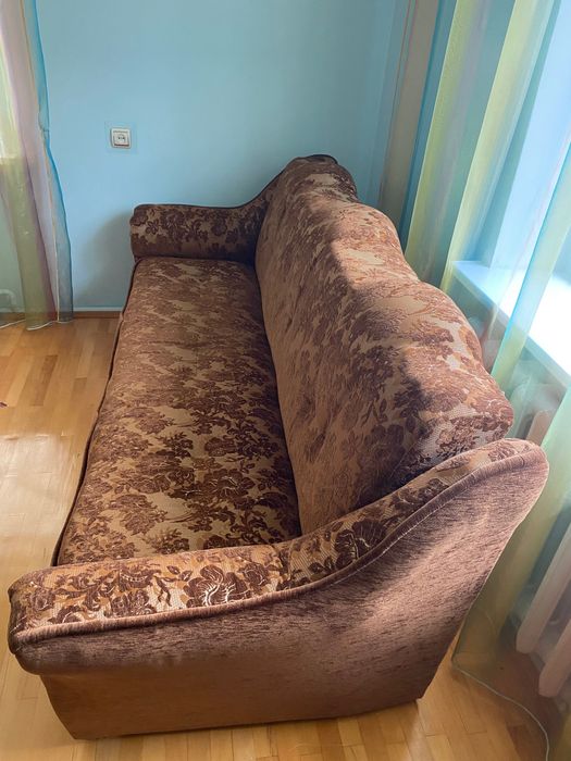 Диван книжка