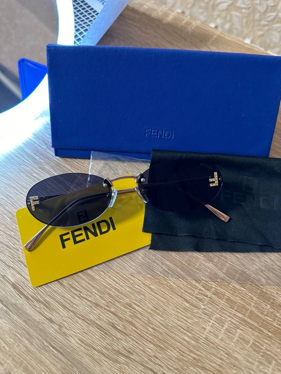 Продам нові окуляри Fendi