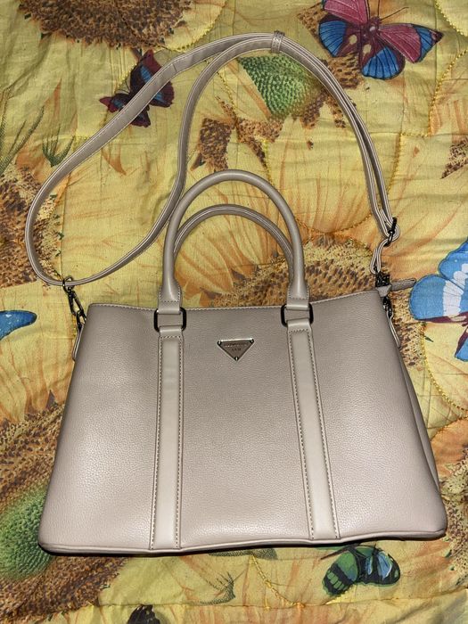 Бежева сумка-тоут