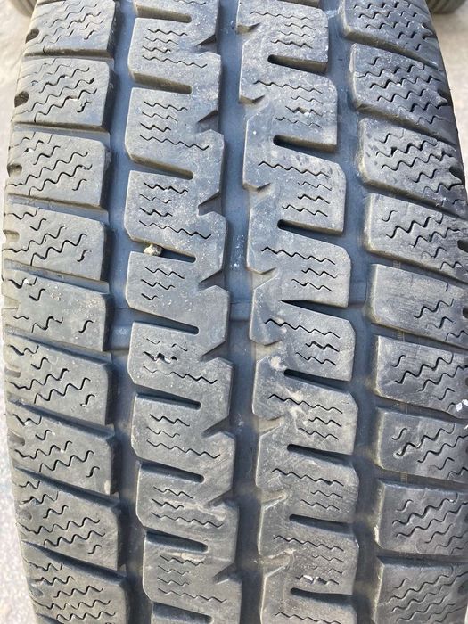 Диски та шини зимові Matador 215/65 R16C