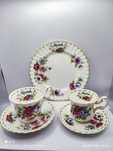 Porcelana Royal Albert. Mês de Março 1 chavena chá  1 Chavena Café