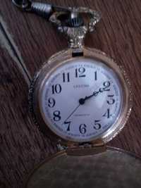 Вінтажний кишеньковий годинник