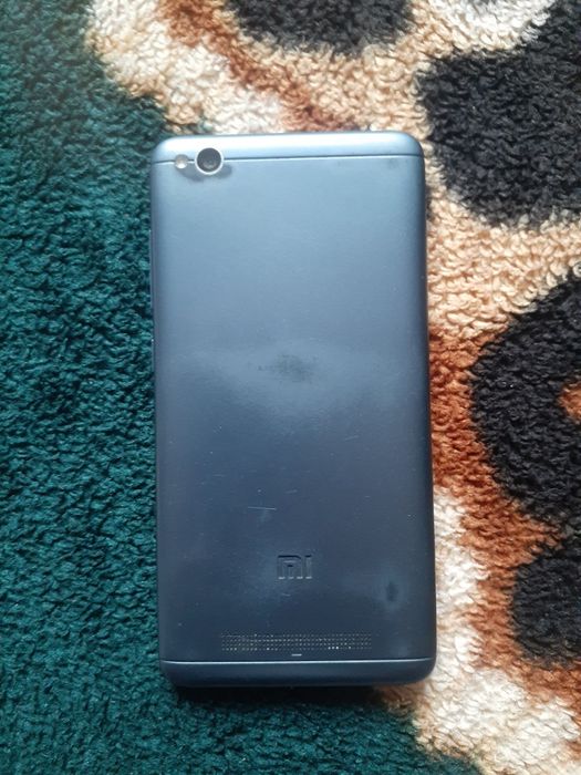 Продам телефон під заміну екрана