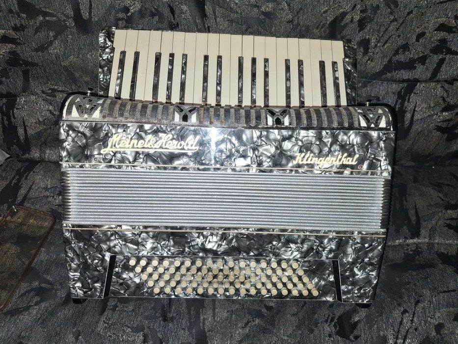 Akordeon Meinel&Herold 80 basy