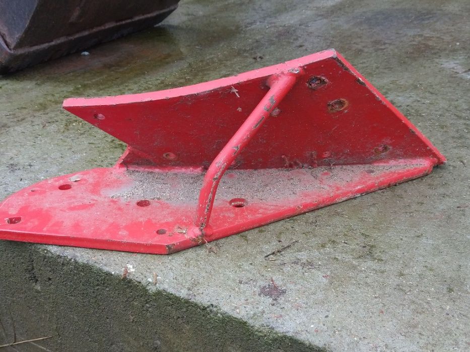 słupica , podstawa, but ,pług