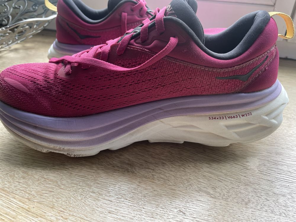 Hoka Bondi 8 Damskie 41 1/3