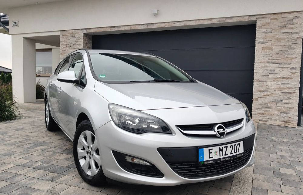 Opel Astra 1.4 Benzyna! 2015rok!! Lift! Super Stan! Mega niski przebieg 41000km!