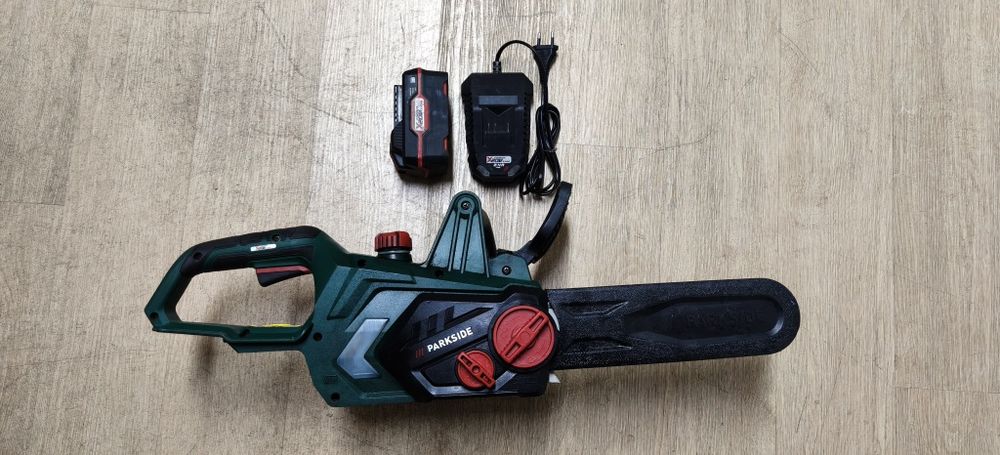 Motosserra Parkside 20v c/bateria