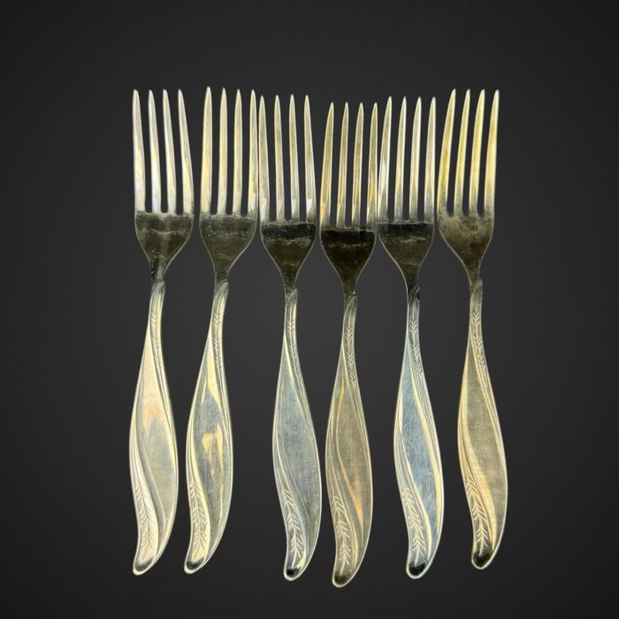 Komplet sztućców Hefra wzór model amerykański na 6 osób B51/092602