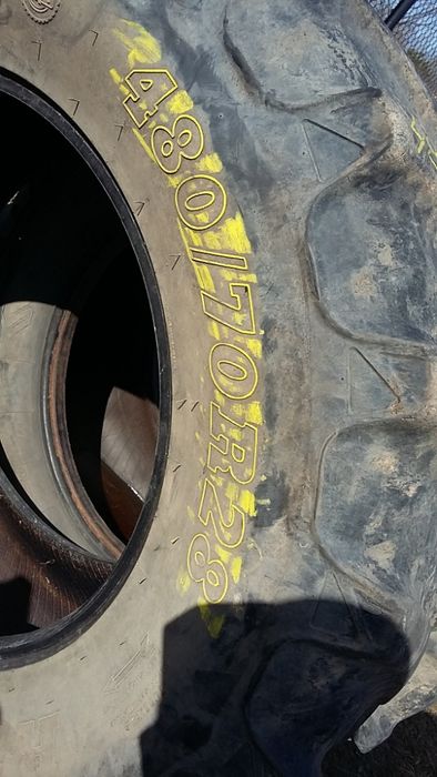 Opony 480/70R28 BKT używane rolnicze radialne