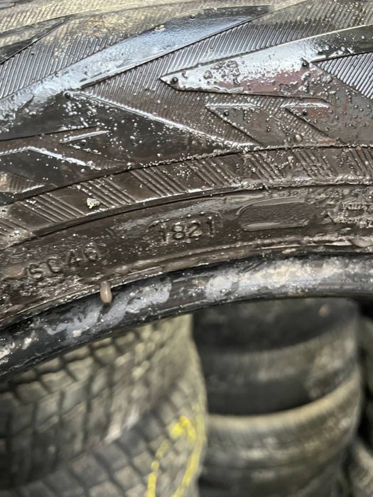 Комплект зимової гуми 275/50/20 Nokian