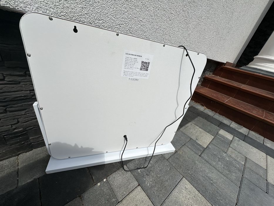 Lustro łazienkowe/ toaletkowe podświetlane