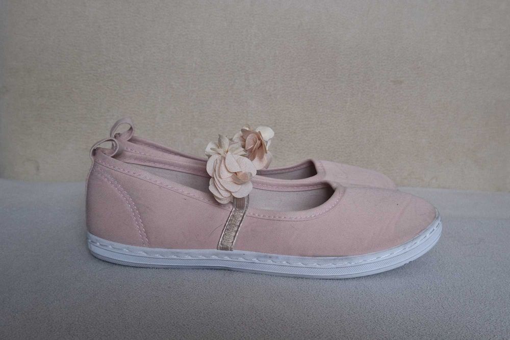 Cool Club wygodne obuwie zmienne baleriny kapcie dziewczęce j. nowe 34