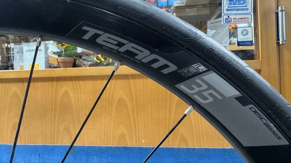 Orbea Orca M20 - Estrada