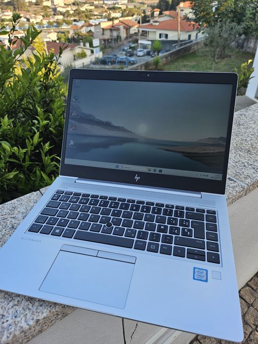 Computador Portátil HP i5 com 16GB RAM como NOVO