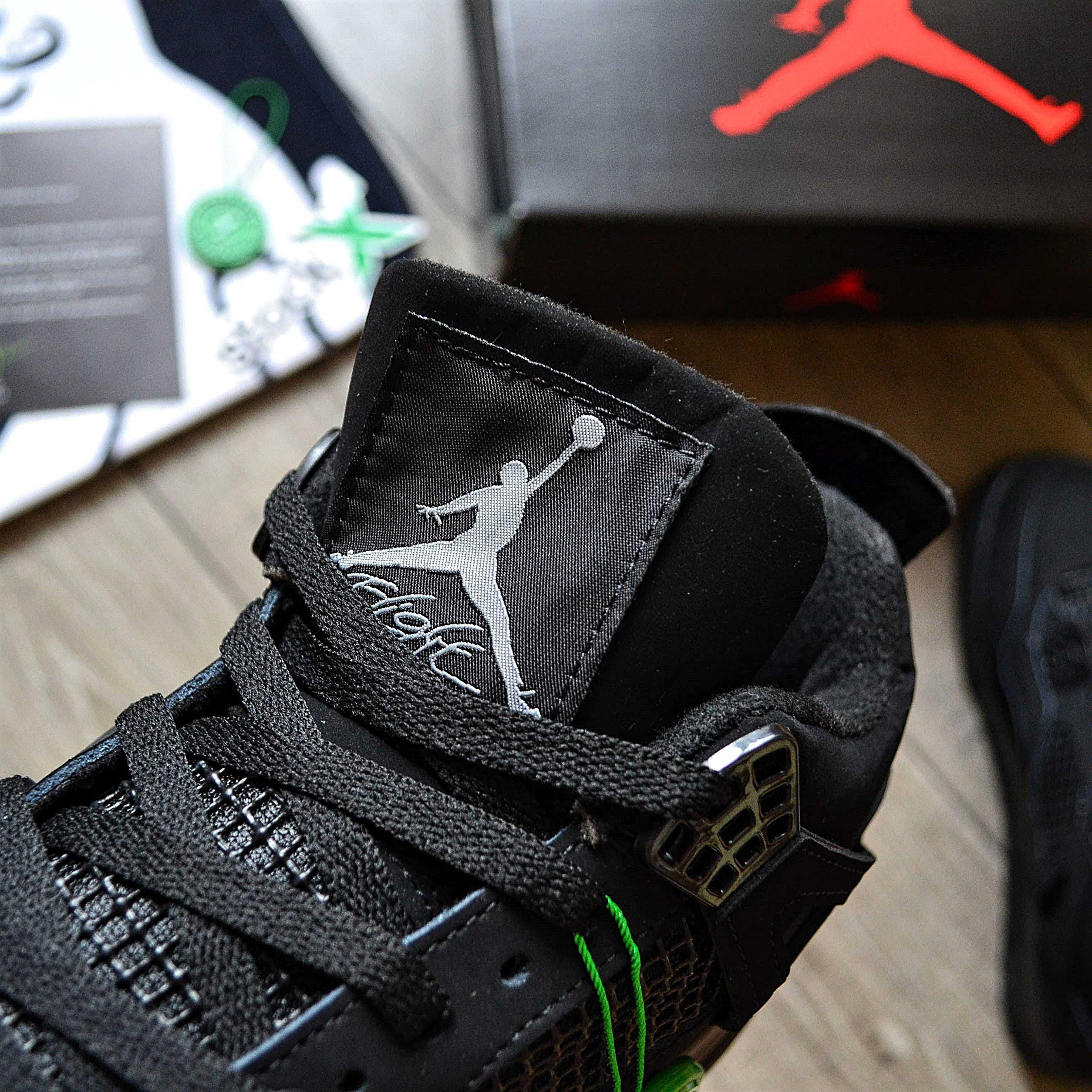 Чоловічі кросівки Nike Air Jordan 4 'Black Cat' Розміри 40-45