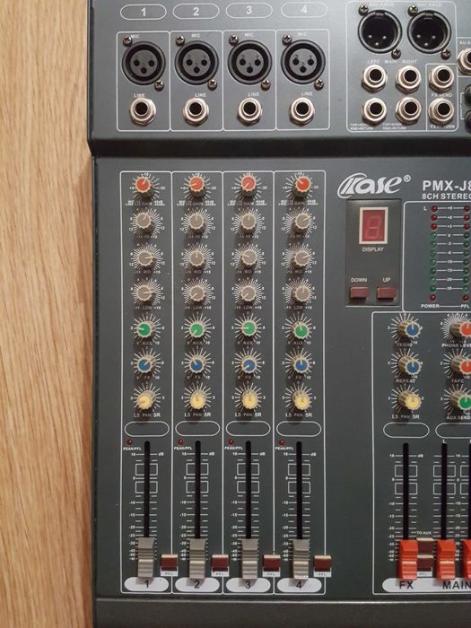 Активний мікшерний пульт KASE PMX-J8D