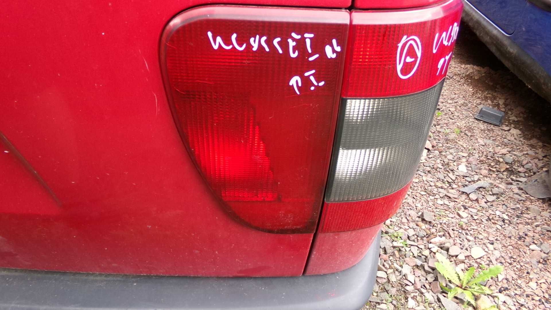 Cze5 Lampa prawa tylna w klapę fiat ulysse I 1 wysyłka części