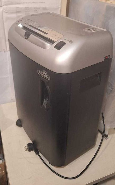 Niszczarka Fellowes SB-87Cs, używana, uszkodzony mechanizm, obudwa OK