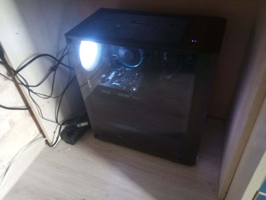 Комп'ютер ігровий та для роботи в хорошому стані