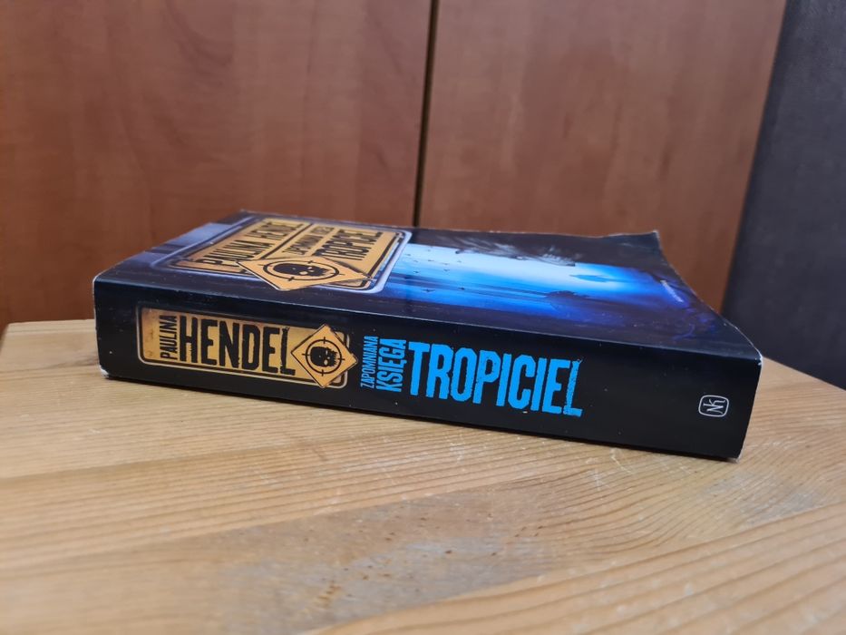 Zapomniana księga Tropiciel - Paulina Hendel