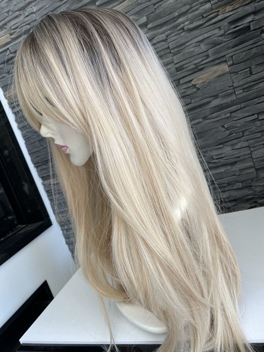 Peruka blond na codzień jasna naturalne refleksy NOWA