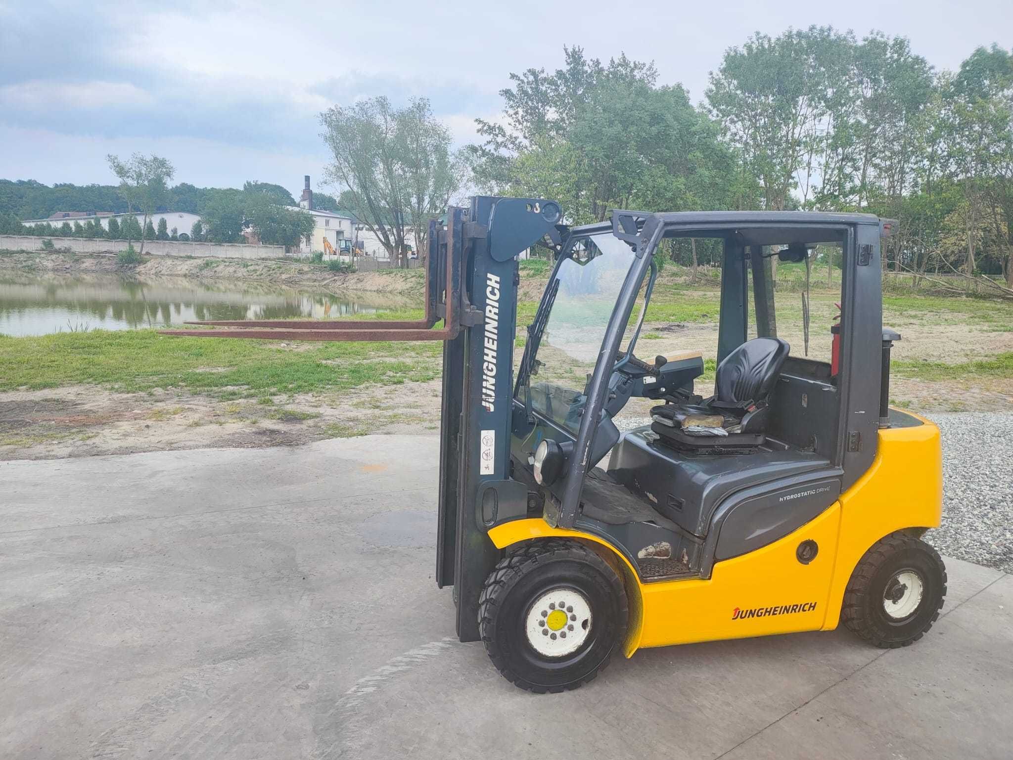 Wózek widłowy Jungheinrich 425S Hydrostatic Drive z 2011 roku