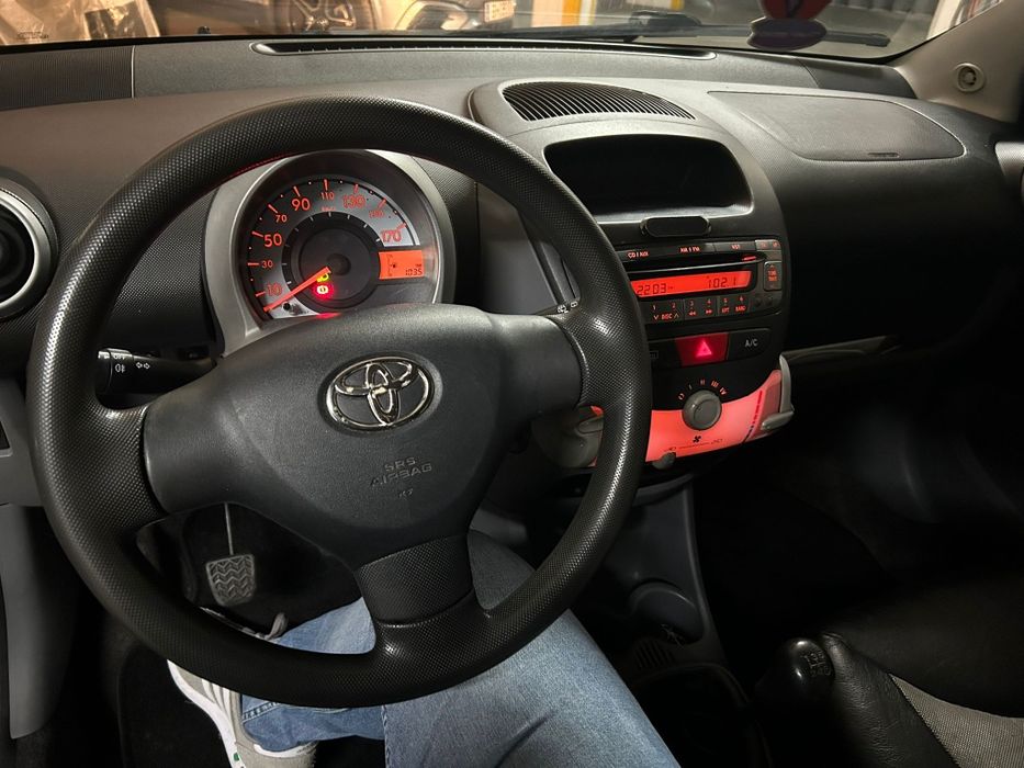 Toyota AYGO Dinâmyc SPORT 152 mil kms