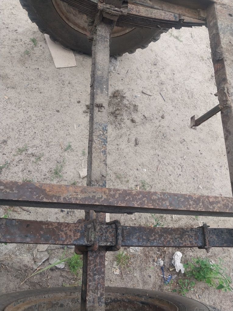 Причіп для трактора. З сака