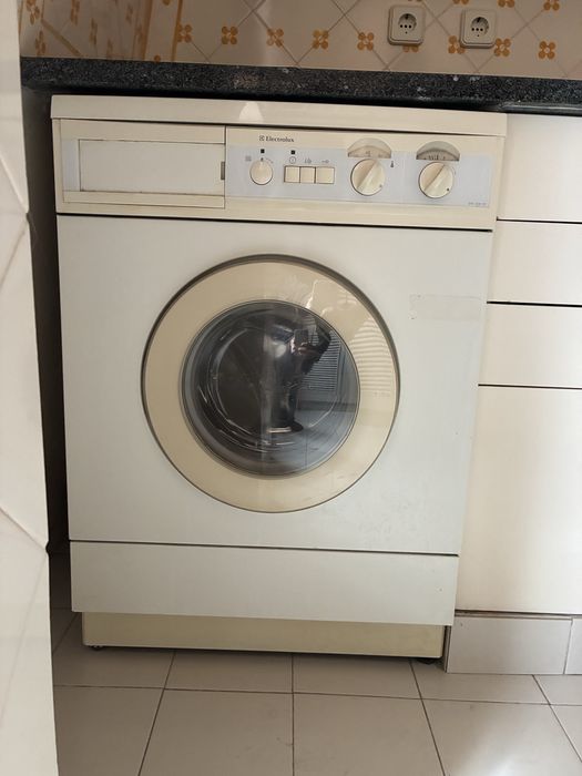 Maquina lavar roupa Electrolux