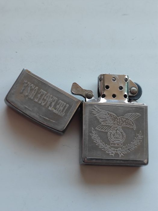 Оригинальная зажигалка zippo 1989г.