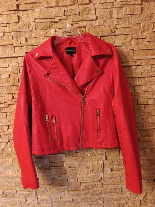 Sprzedam czerwoną ramoneskę