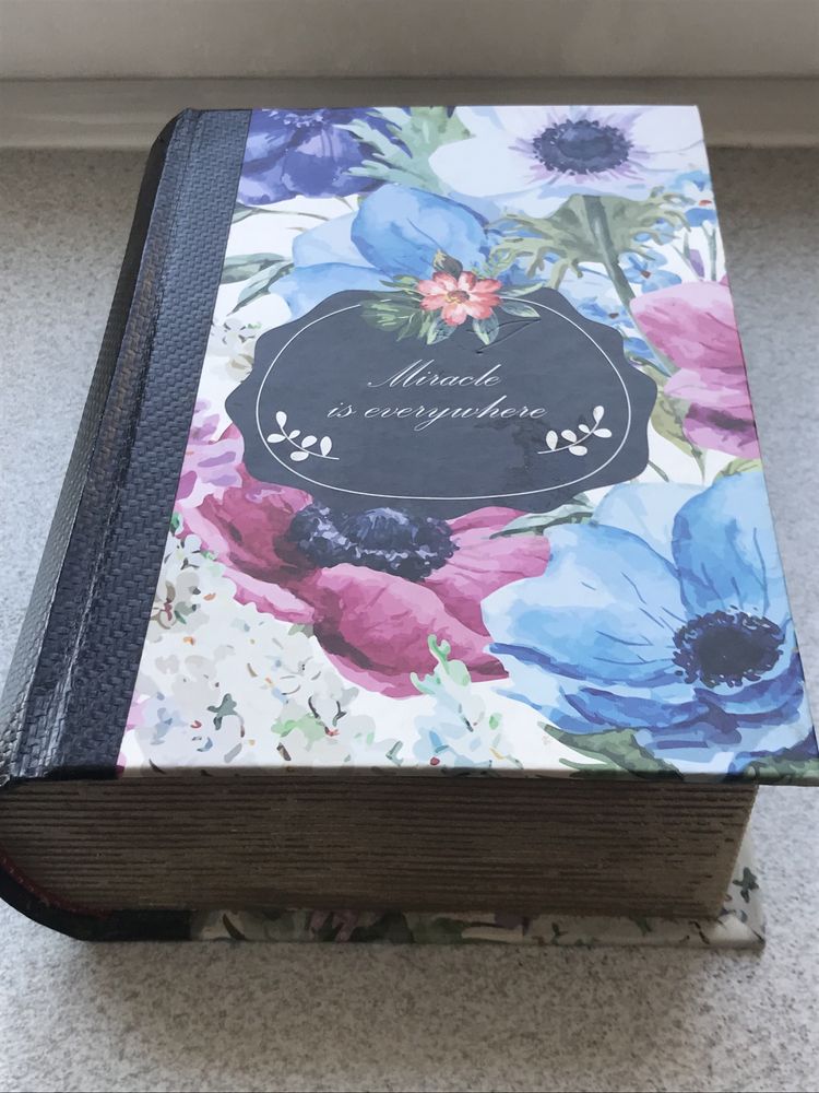 Книга шкатулка