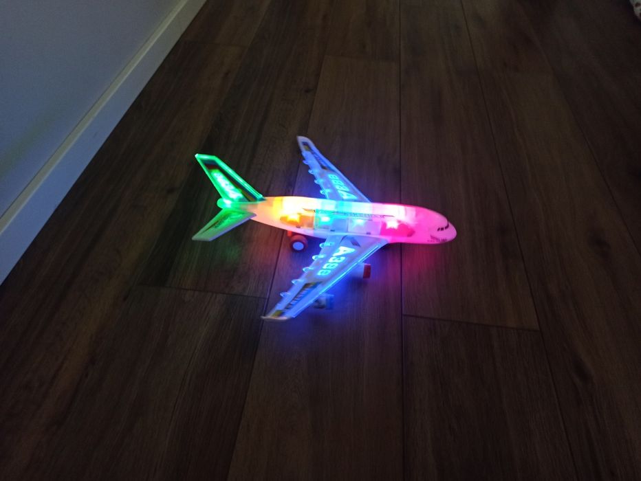 Samolot zabawka duży