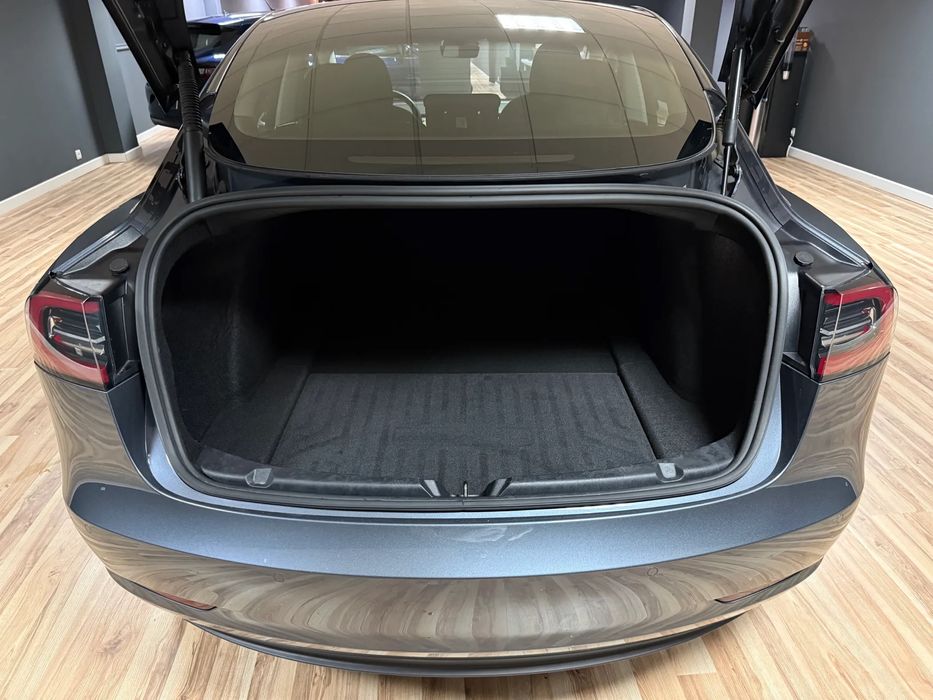 Tesla Model 3 Long Range Dual Motor AWD