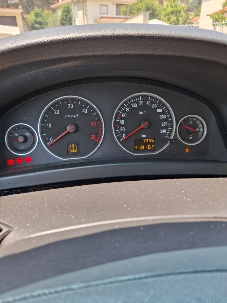 Opel Vectra Caravan 2.2 DTI 150cv