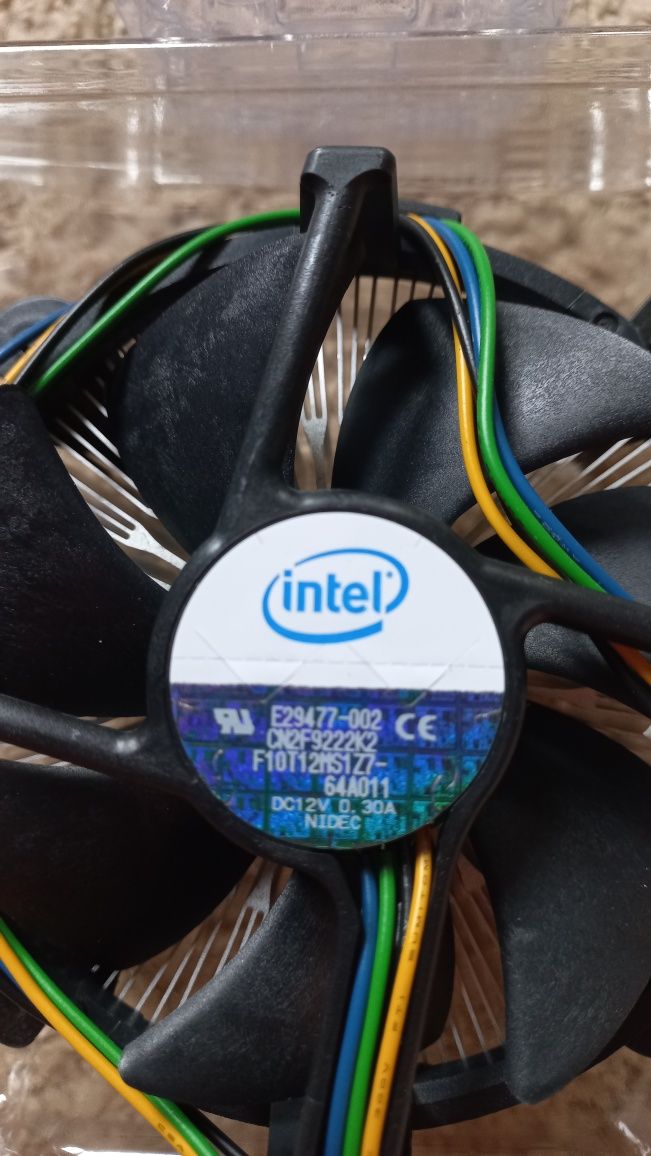 Кулер к процессору Intel Core