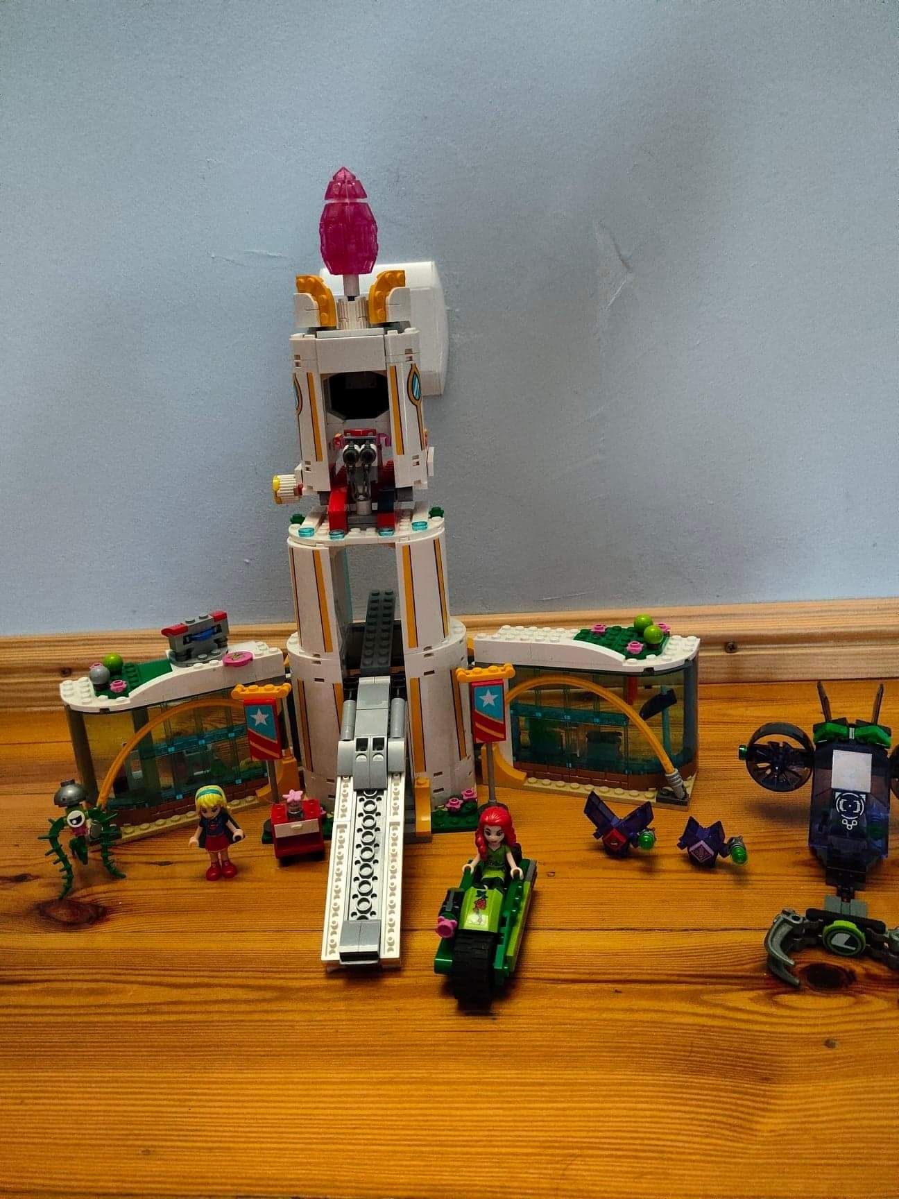 Lego supergerogirl szkoła superbohaterów